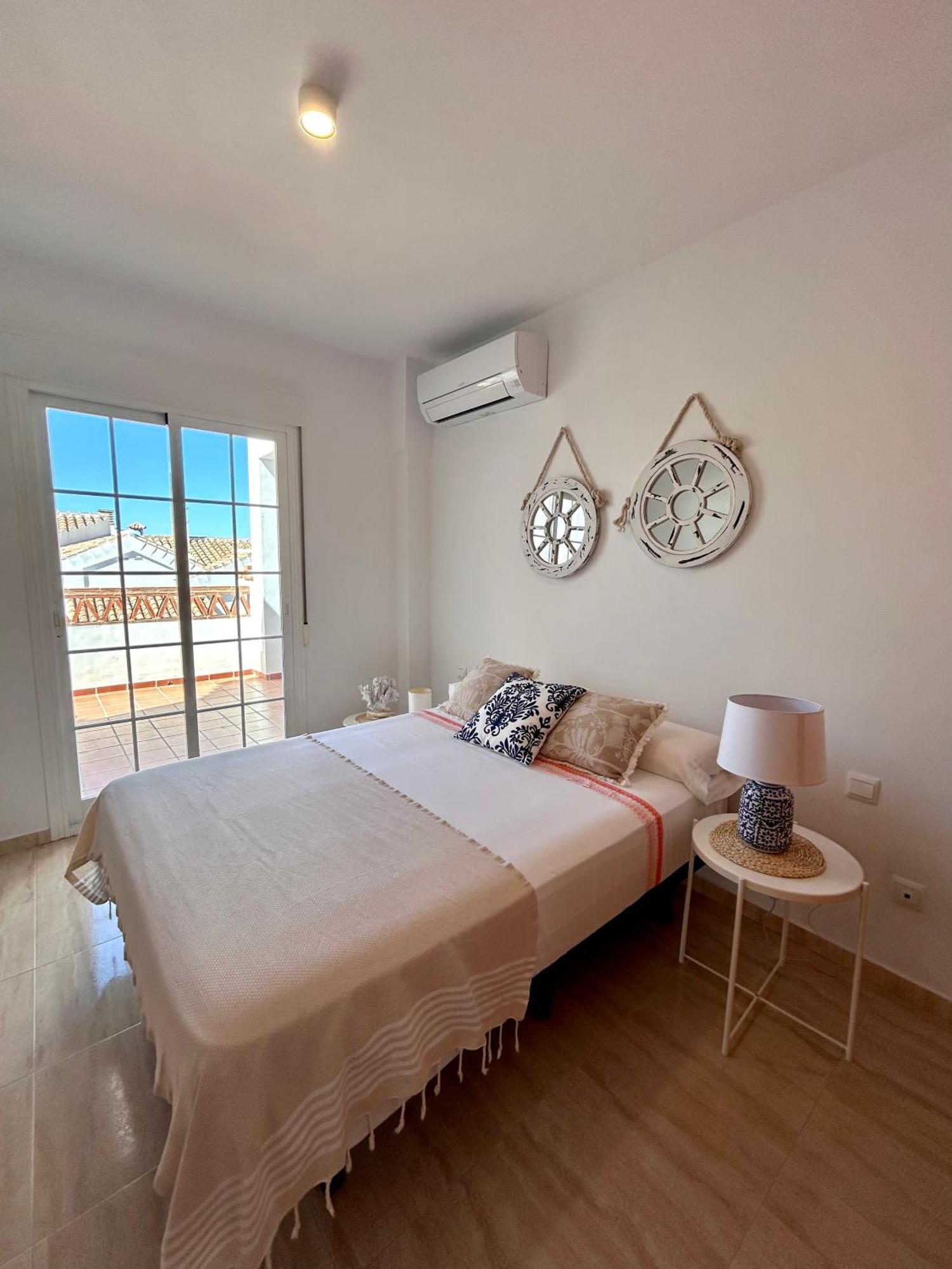 Apartamentos Pacifico Nerja Exterior photo